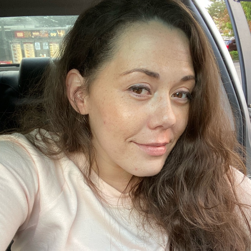 Meet your Posher, Kayla